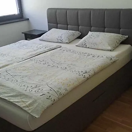 Apartment Stunning Garden Flat On The Hills Next To Old Town *